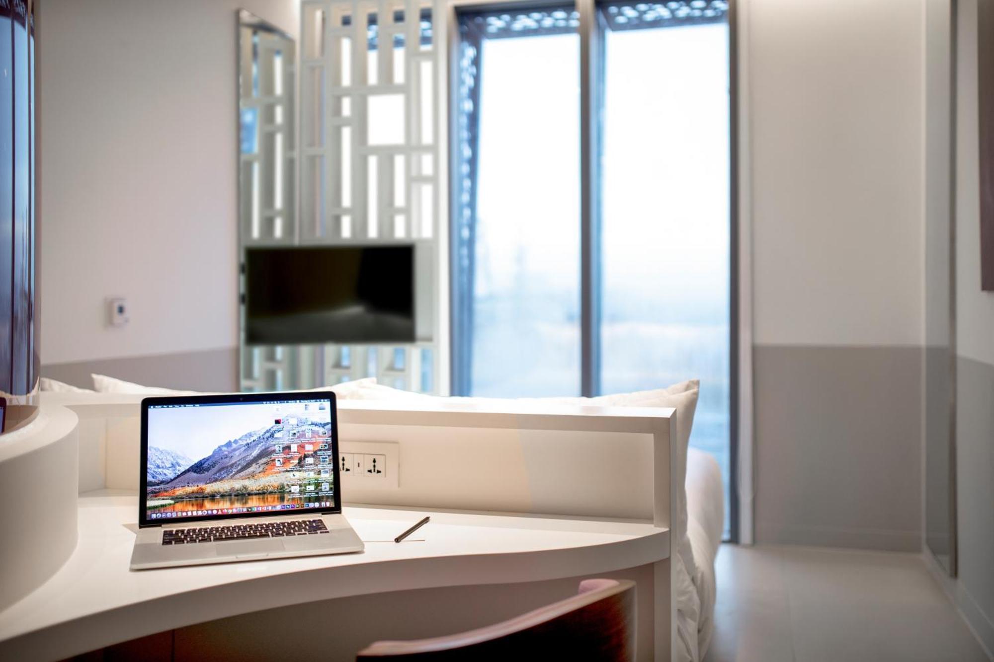 Wink Hotel Can Tho Ninh Kieu Wharf - 24Hrs Stay & Rooftop Pool Bar エクステリア 写真