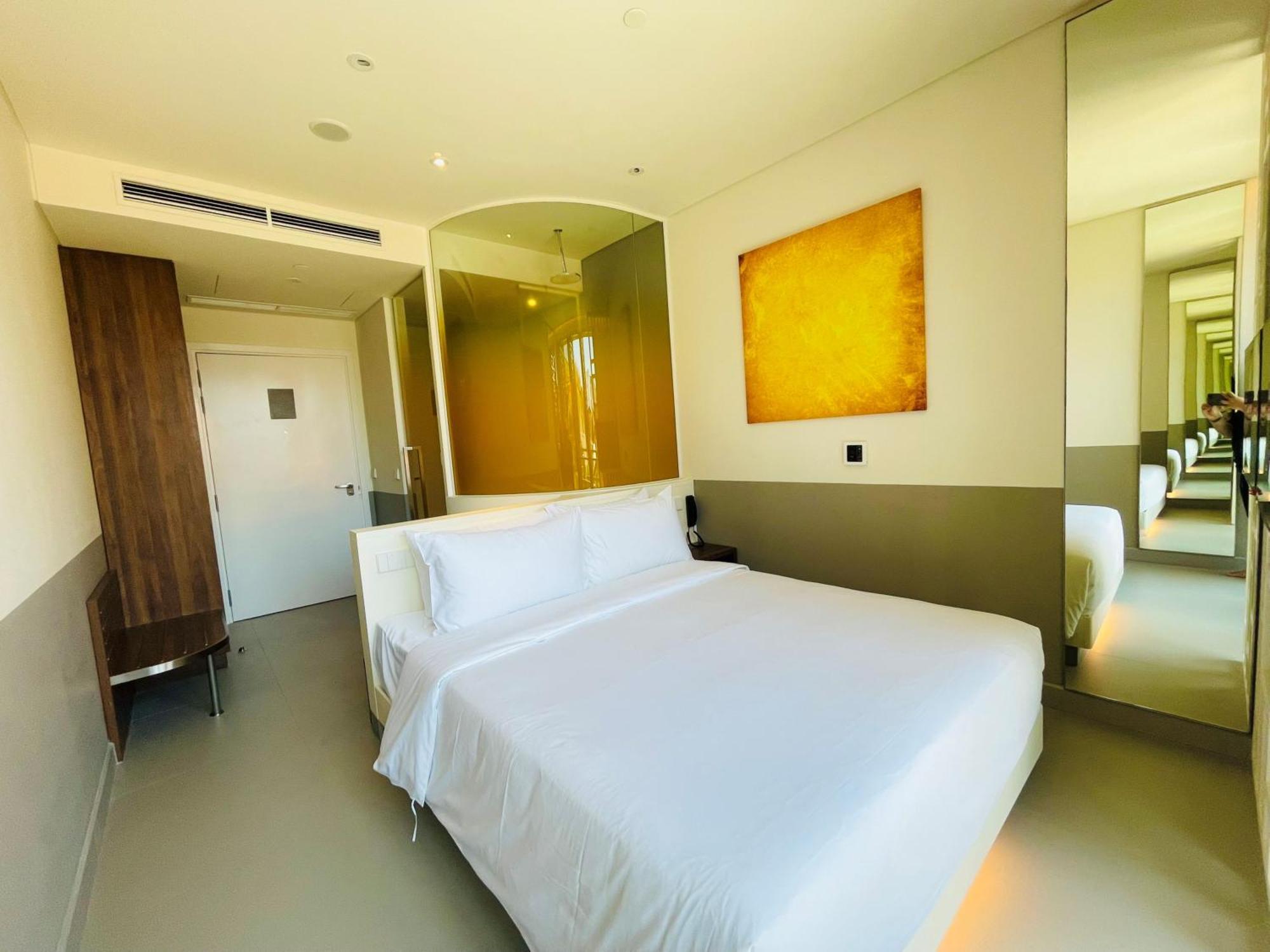 Wink Hotel Can Tho Ninh Kieu Wharf - 24Hrs Stay & Rooftop Pool Bar エクステリア 写真
